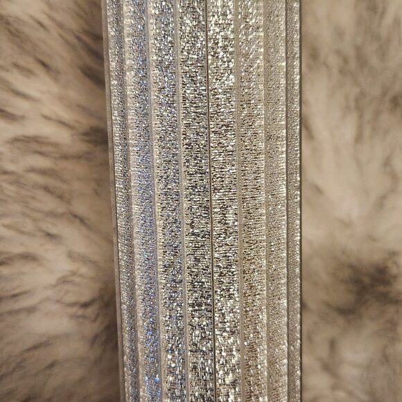 SILVER STREAK! Michael Kors Small Barbara Envelope Clutch Handbag AUTHENTIC - Picture 4 of 5